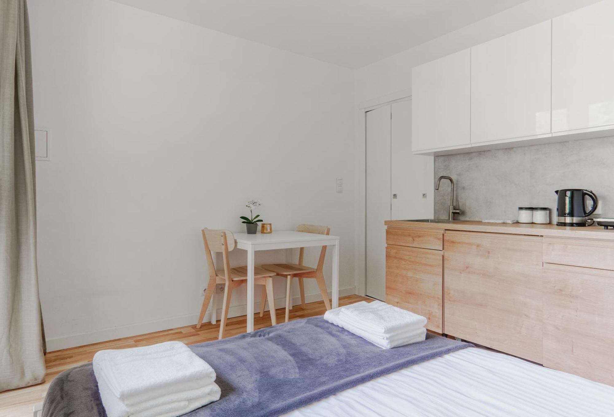 The Park Suites Varsavia Esterno foto