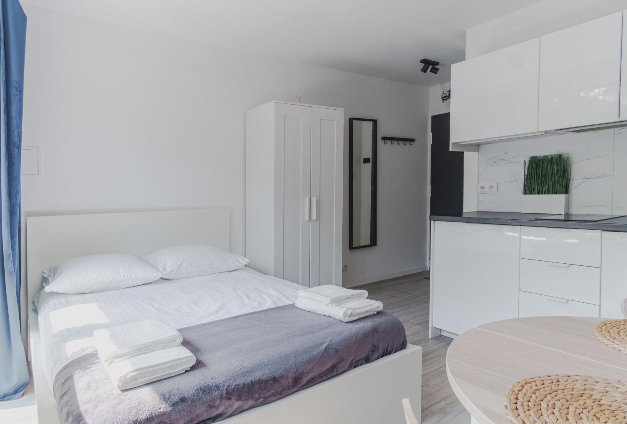 The Park Suites Varsavia Esterno foto