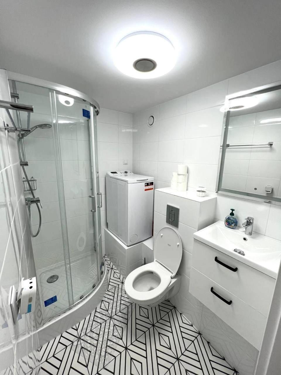The Park Suites Varsavia Esterno foto